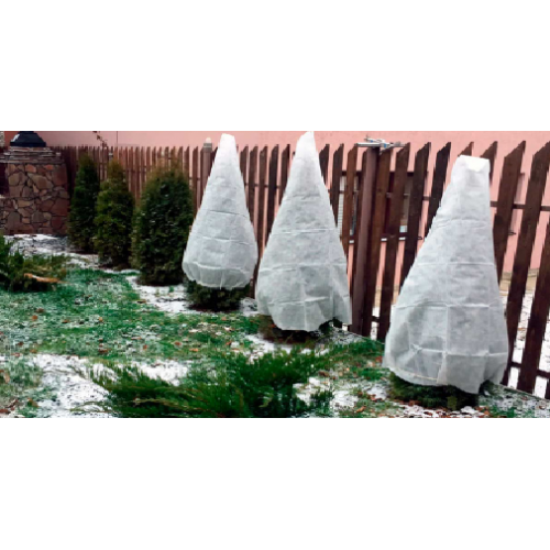 Укрытие для молодых деревьев на зиму  Укрытие для молодых деревьев на зиму