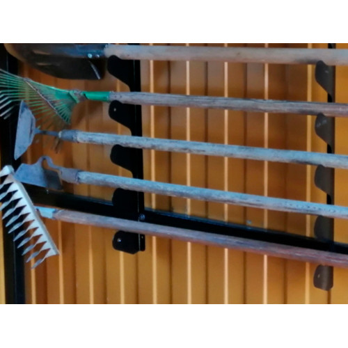 Держатель для инструмента настенный, короткий Держатель для инструмента настенный, короткий