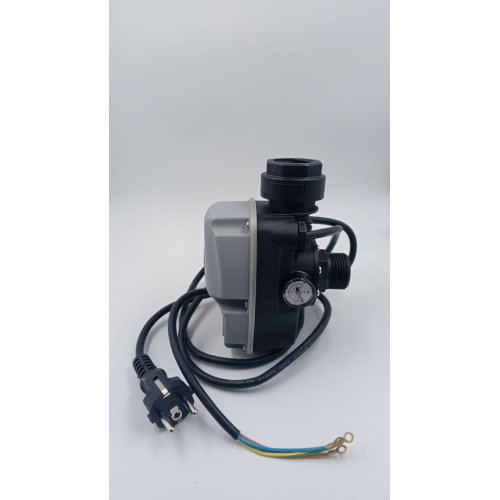 Italtecnica BRIO CROSS с кабелем и вращающейся гайкой макс. 12 A 230В 50-60 Гц IP65