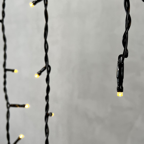 Гирлянда Бахрома 3,1 x 0,5 м Тепло-Белая 220В, 150 LED, Провод Черный ПВХ, IP54